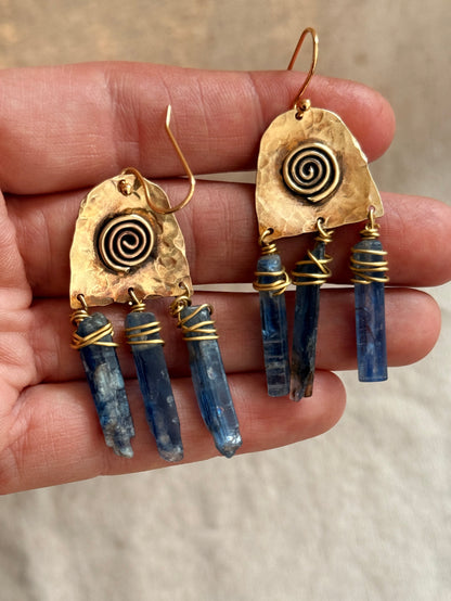Spiral Ocean Kyanite