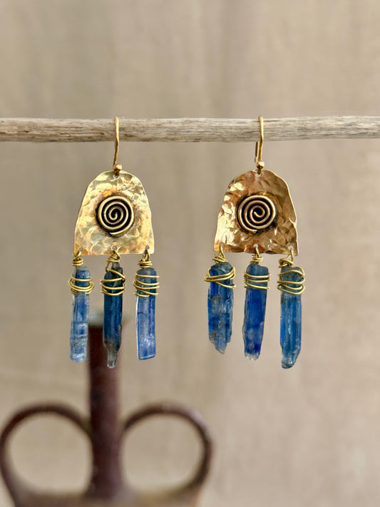 Spiral Ocean Kyanite